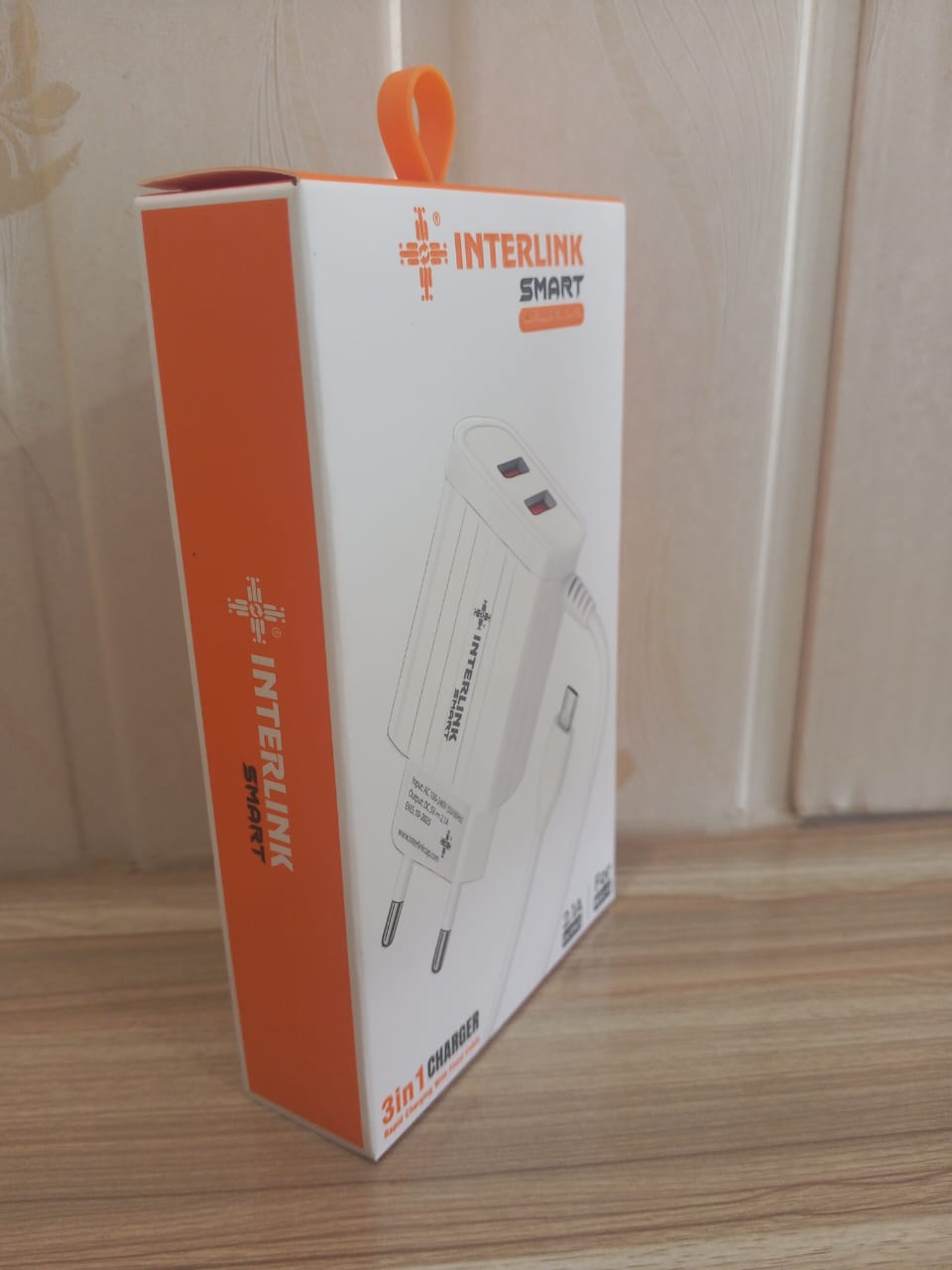 interlink smart micro pin charger 3 in 1 2.1A charger