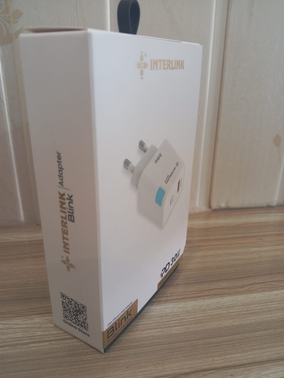 INTERLINK BLINK TRUSTED CHARGING PD 30 W reliable adapter flow 35 w