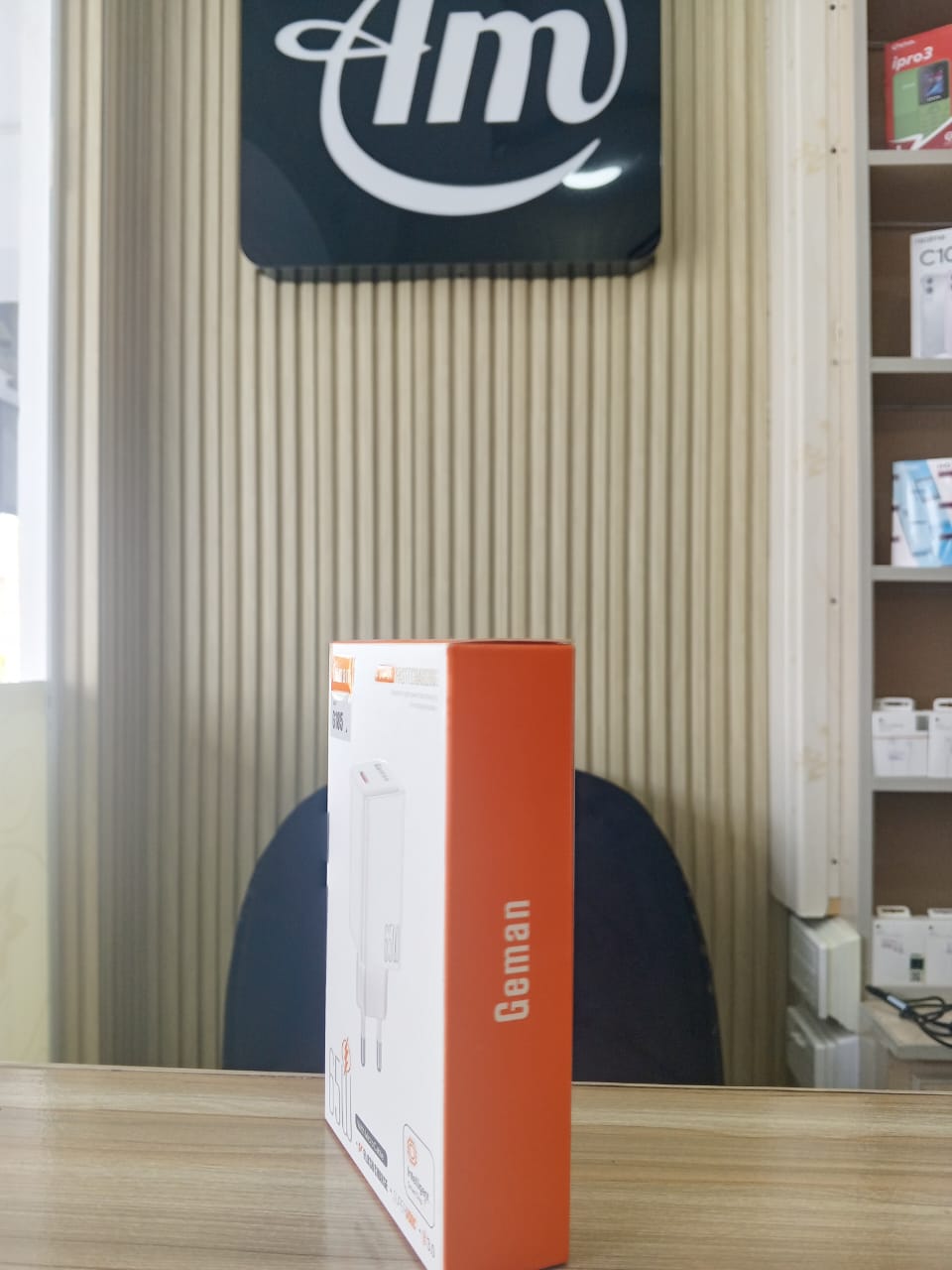 german g185 65W charger جرمن جی 185 65 ڈبلیو چارجر